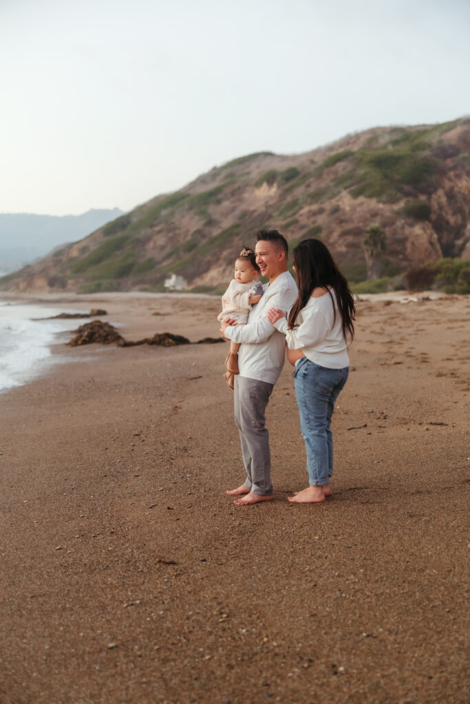 Why Maternity Photo Sessions Are Worth the Investment