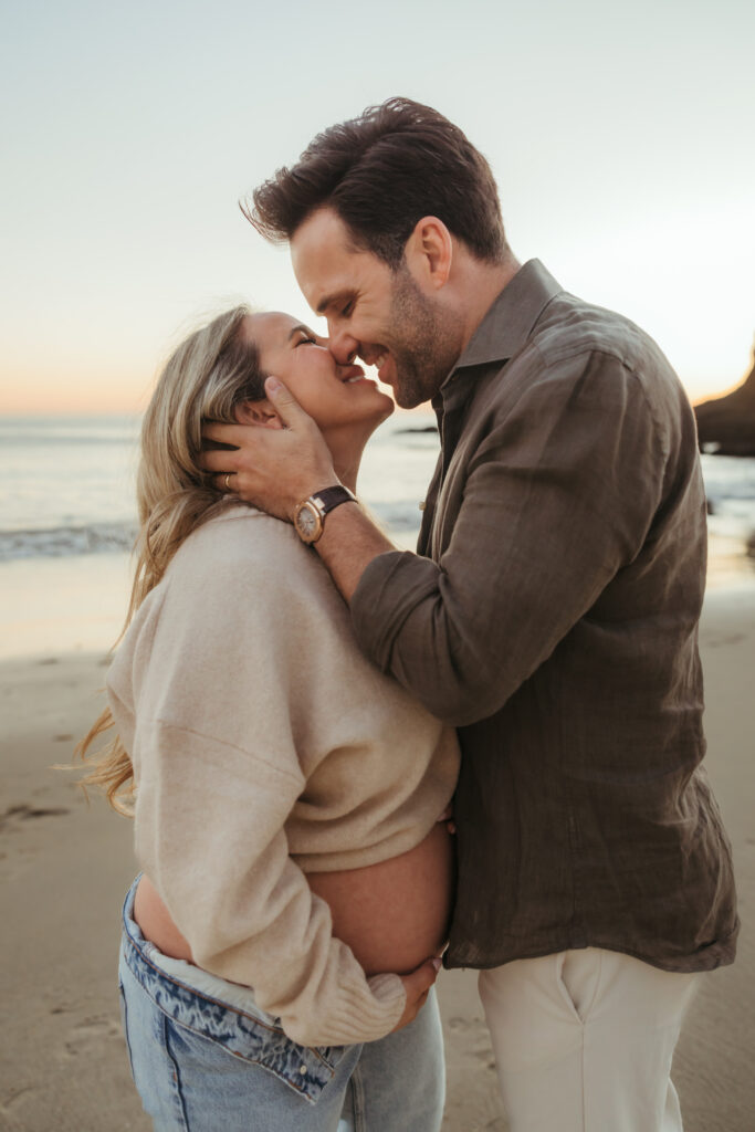 Beachy Maternity Session in LA