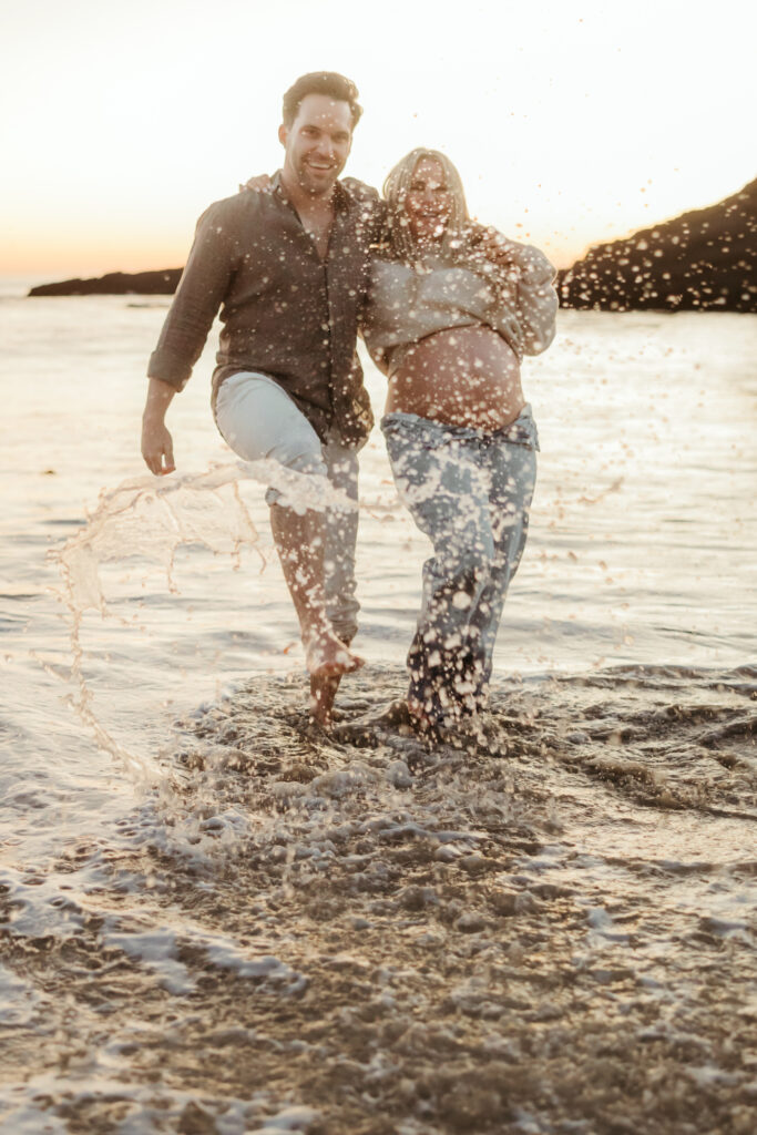 Beachy Maternity Session in LA