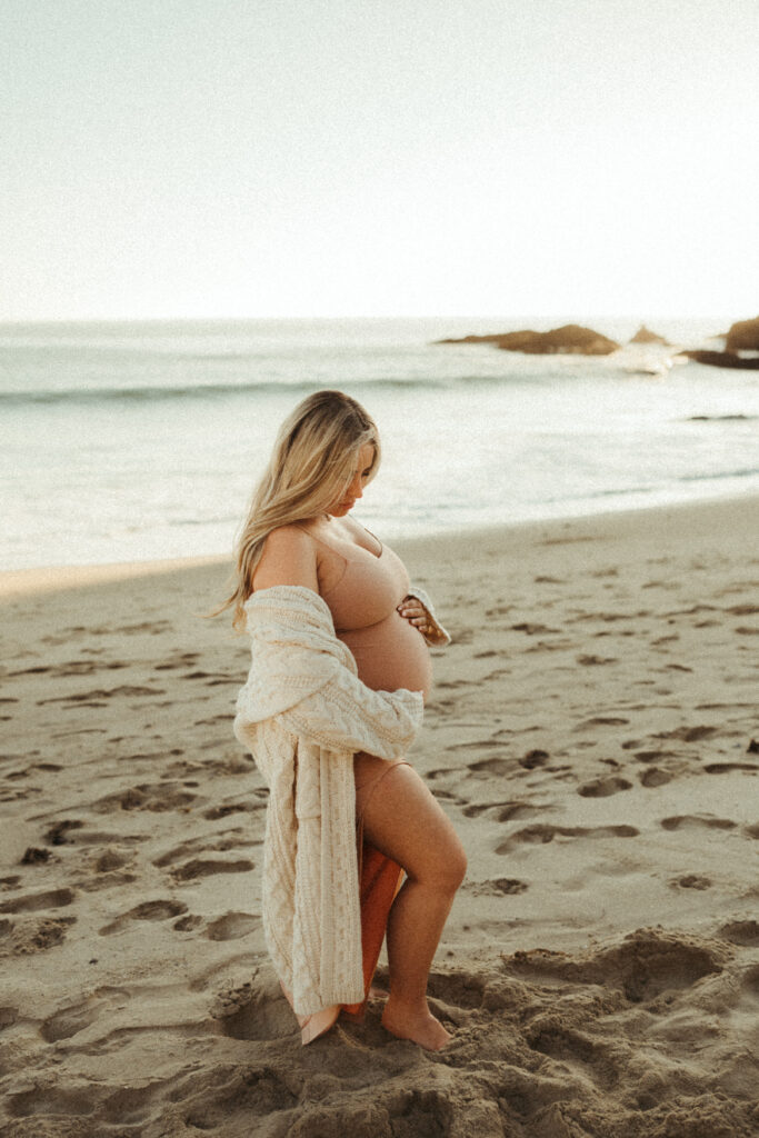 Beachy Maternity Session in LA